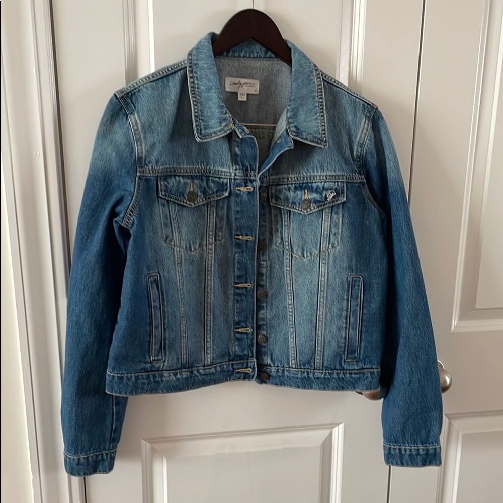 Carly Jean Los Angeles fletcher medium wash denim jacket women’s size XL
